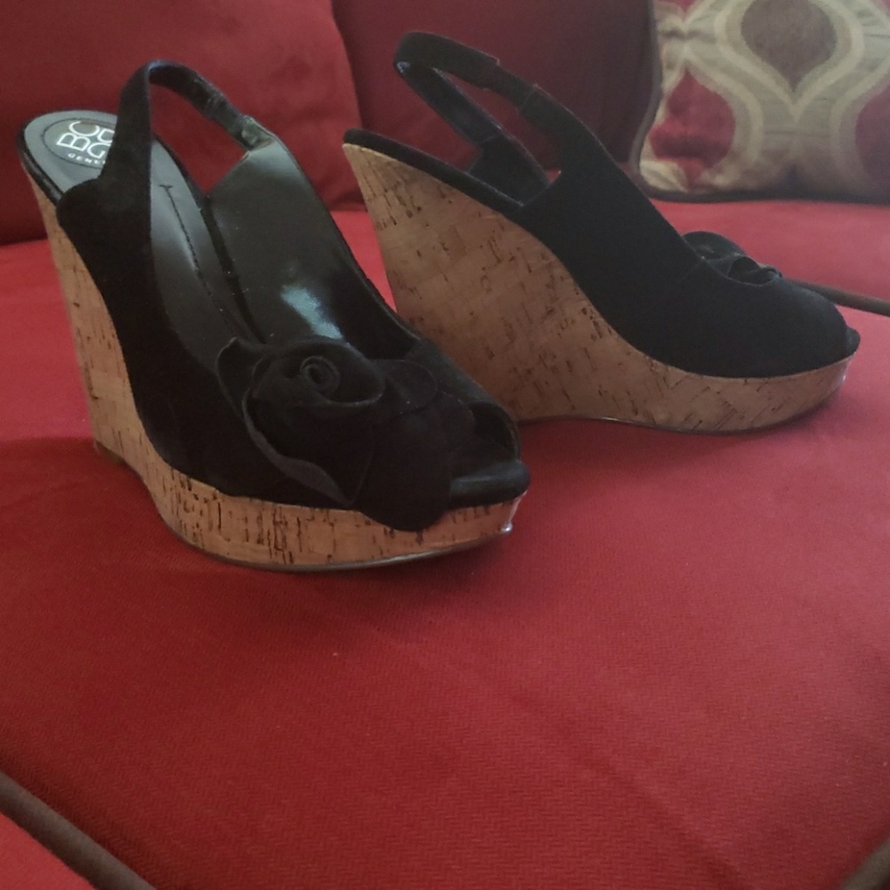 Shoes - Picture 2 of 3